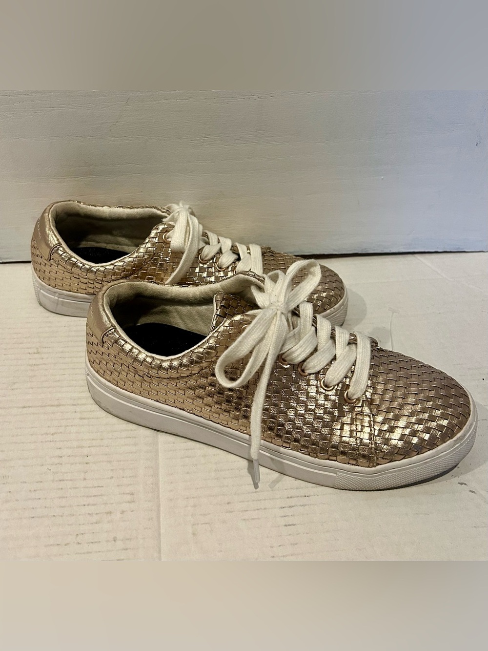 Isaac Mizrahi Metallic Rose Gold Woven Lace-Up Sneakers